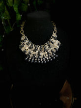 Load image into Gallery viewer, Vintage styled Necklace
